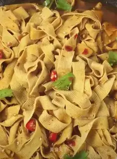 Spicy bean skin