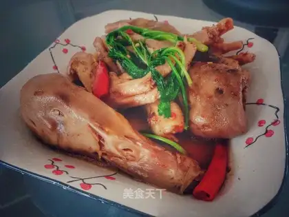 Spicy duck head
