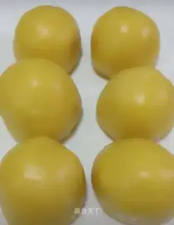 Gold nest