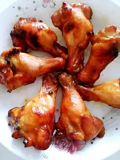 Roasted chicken wings