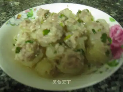 Fish bladder stuffed with fresh meat