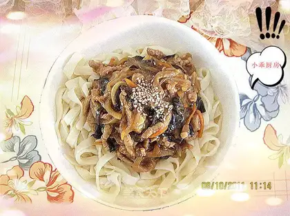 Sauce shredded pork noodles