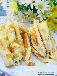 Cucumber shredded egg cake