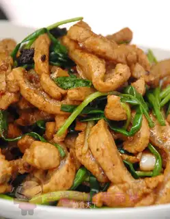 Spicy pork slab tendon