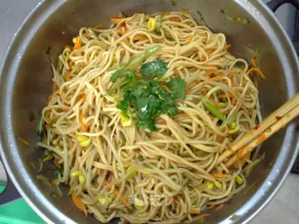 Fresh cold noodles