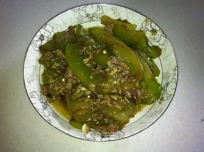Tiger skin green pepper