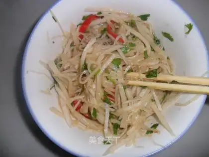 Shredded white radish salad