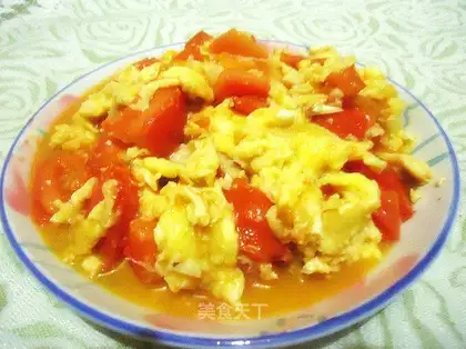 tomato scrambled eggs