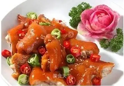 Vinegar ginger trotters