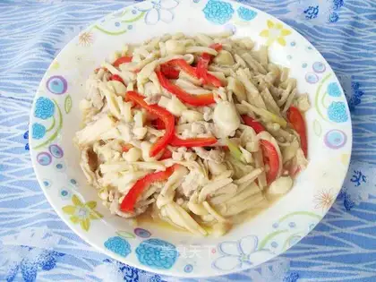 stir-fried mushroom with shredded pork