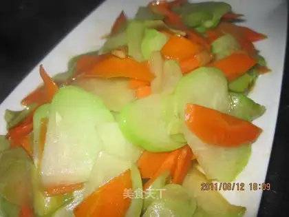 stir-fried palm melons with carrot
