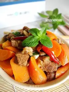 Mint golden bamboo shoots and beef tendons