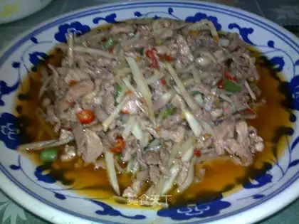 Shredded duck meat with ginger