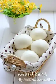 milk yellow bun