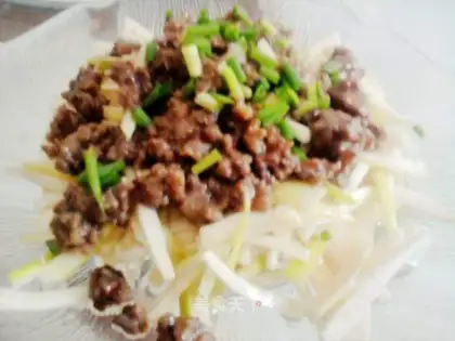stir-fried beef and cabbage melons