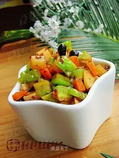 Beef and fermented bean and bitter gourd diced