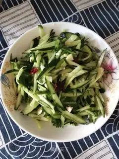 Cold cucumber