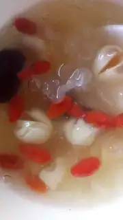 Silver Ear Lotus soup
