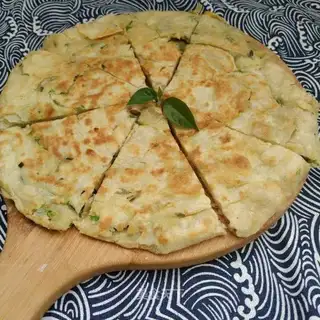 Onion cake