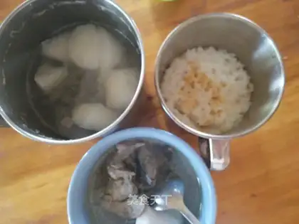 Chicken radish soup