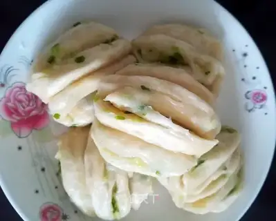 Onion roll