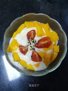 Yogurt and fruit
