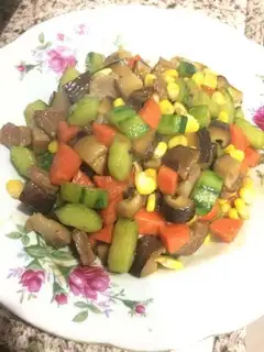 Five-coloured chow