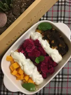 Fruit yogurt