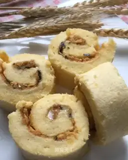 ♪ Chew pine roll ♪