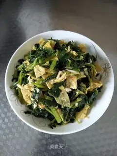 Eggskin spinach