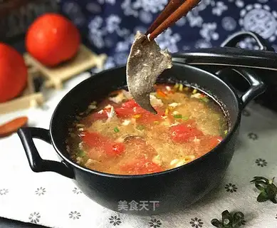 Tomato eggs and liver soup