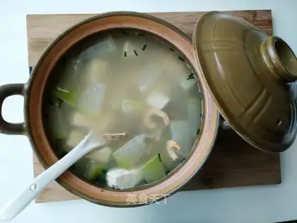 Tofu toad soup