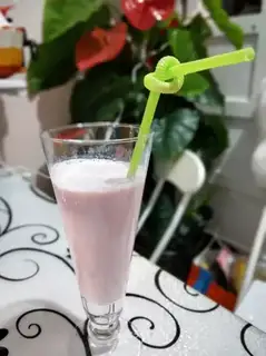 Strawberry shakes