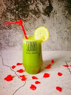 Apple cucumber juice