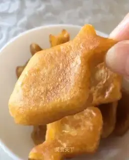 Little fish, red potato omelette