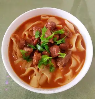 Cheese and beef noodles
