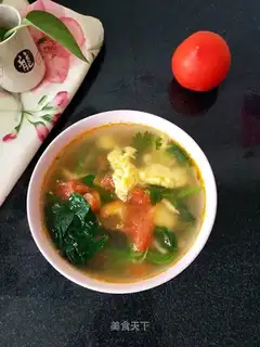 Tomato spinach omelet soup