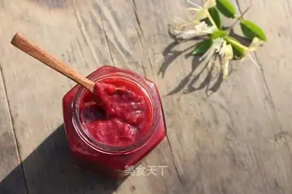 Strawberry sauce