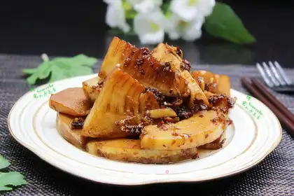 Soy sauce and oil