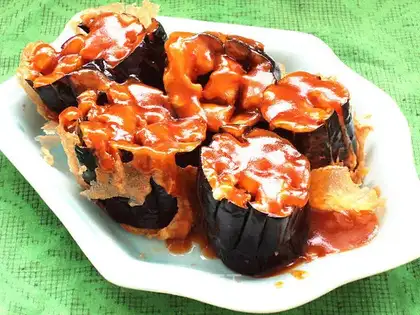 A laced eggplant