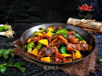 Pilla pepper and garlic and duck