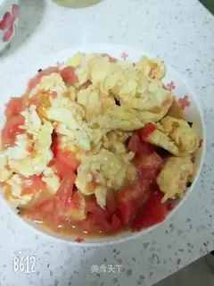 Tomato fried eggs
