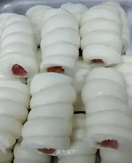 Medium hot dog