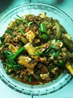 Meat and eggplant