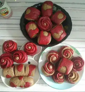Mother's Day rose roll