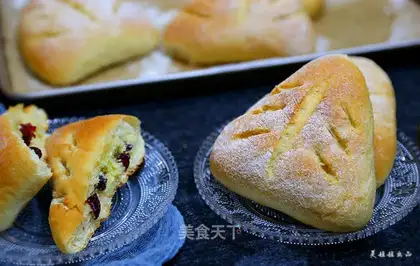 All wheat cranberry soufflé