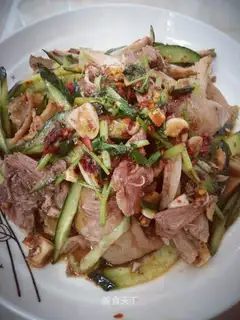Spicy and cold chicken legs