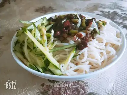 Fried noodles