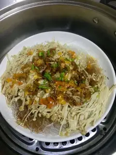 Garlic fans