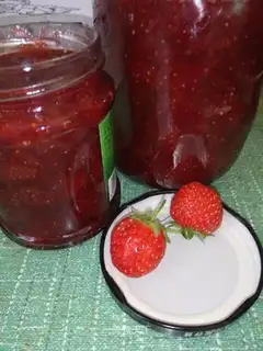 Strawberry sauce